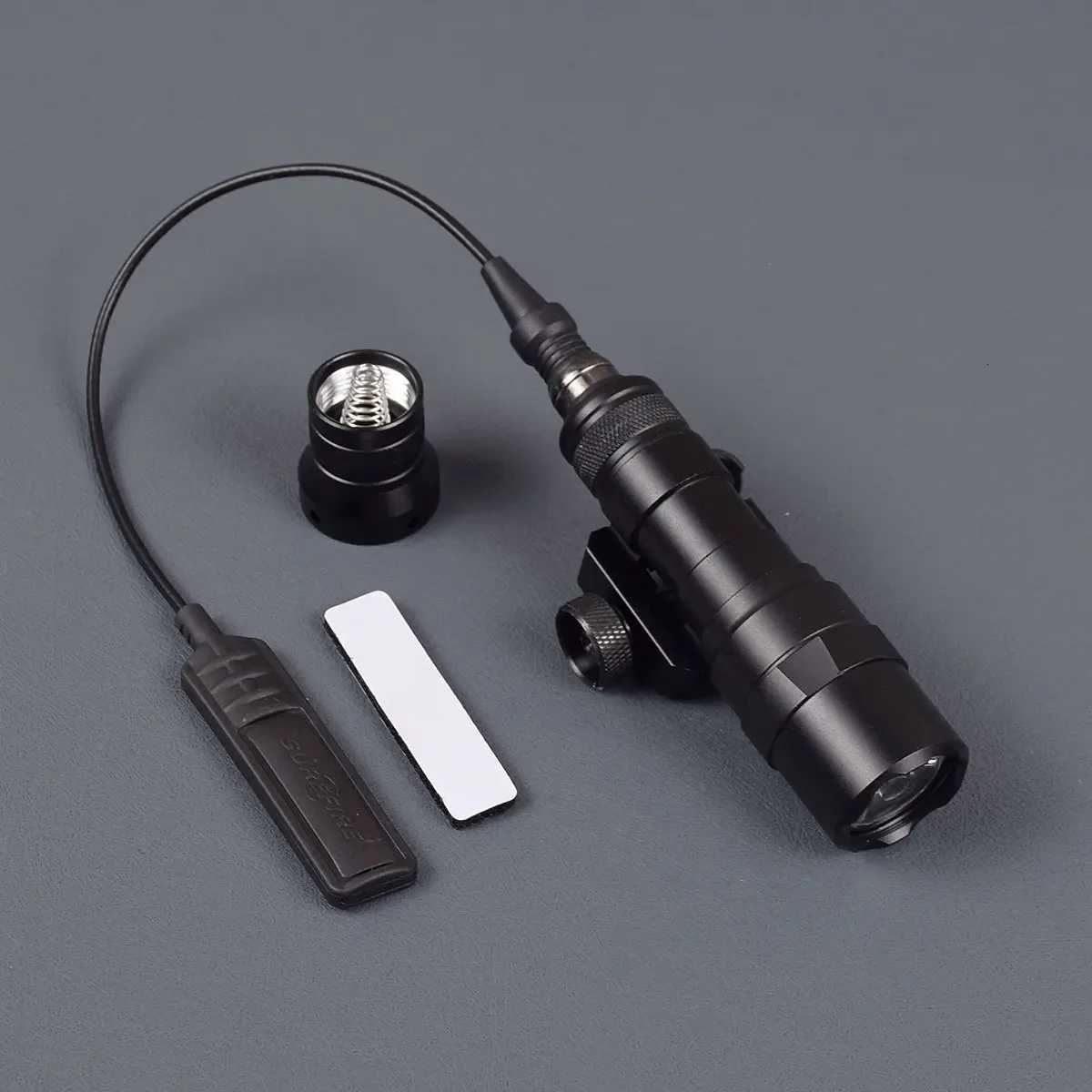 Tactical Airsoft Surefire M300 M300B M300A LED Weapon Scout Light For 20mm Rail AR15 M4 M16 Flashlight Hunting Metal Torch W250722