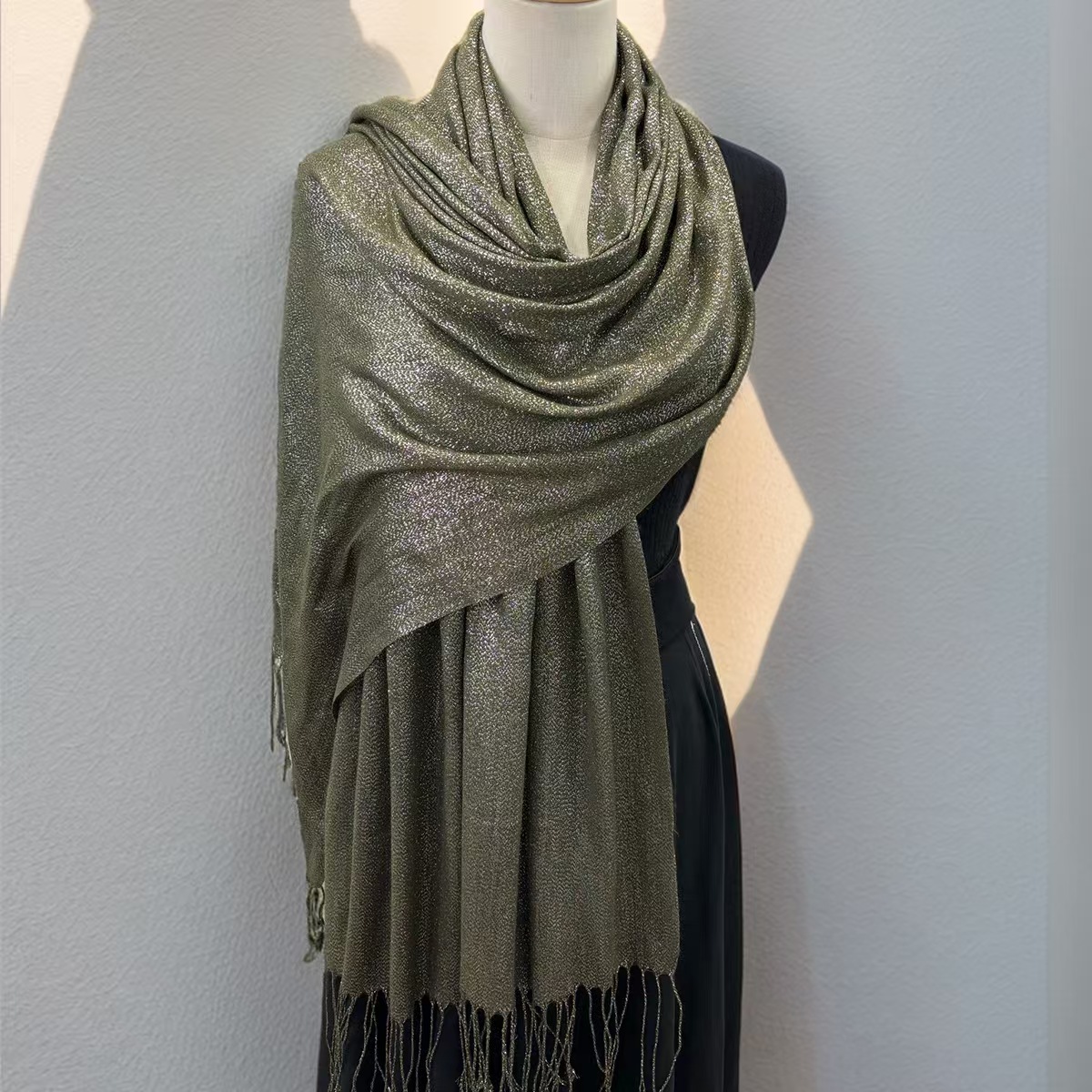 T1287 New European and American ladies shawl autumn and summer female tassel silver silk scarf