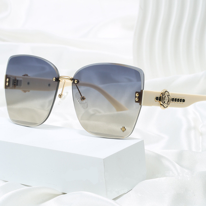 Designer Sunglasses For Women Men Square Frame Sunglasses Fashion Classic Sunglasses Luxury Polarized Goggle Pilot PC Frame Oversized UV400 Eyewear KP