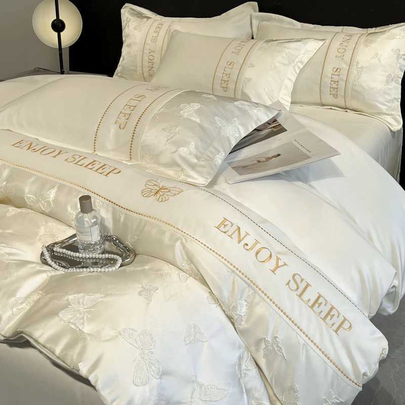 Silk Like Bedding Set White Duvet Cover Set Soft Lightweight Polyester Satin Comforter Cover Hotel Silky Bedding Sets Queen XJ250619