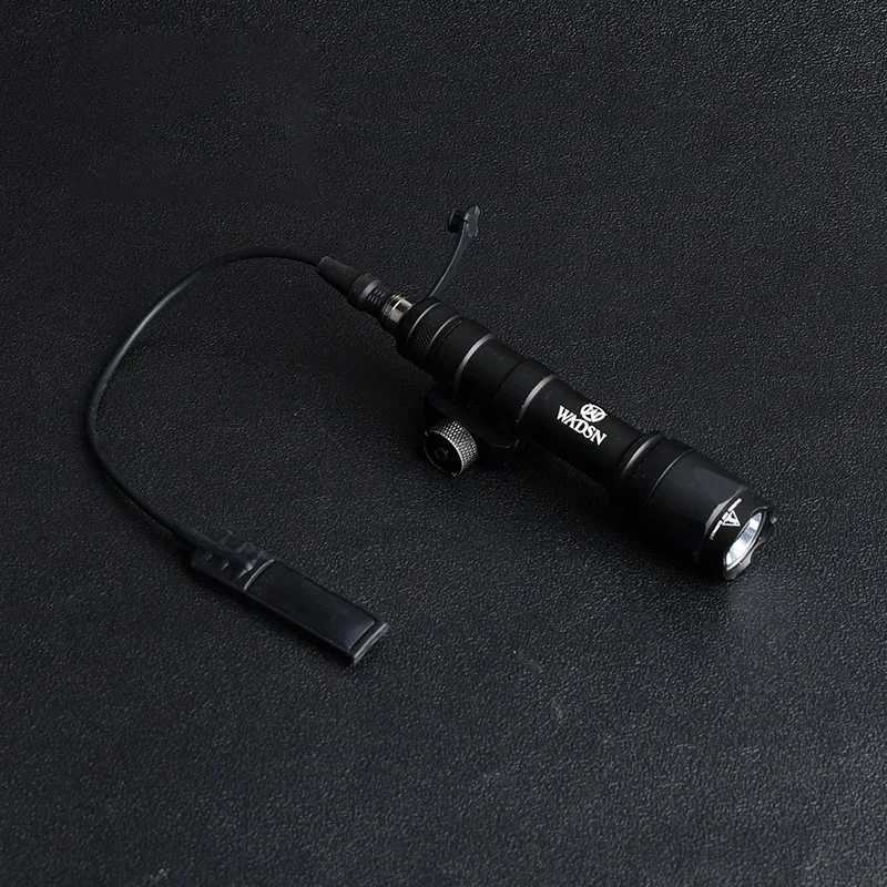 Vadsn SF Surefire M600 M600C Tactical Flashlight White LED Light Fit 20mm Rail Hunting Weapon Lamp Airsoft Accessories W250722