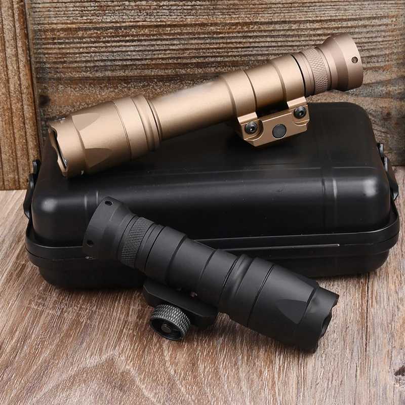 WADSN Tactical SF M600 M300 M600C Flashlight Hunting Weapon Light Airsoft Gun AR15 Rifle Torch Scout Light 20mm Picatinny Rail W250722