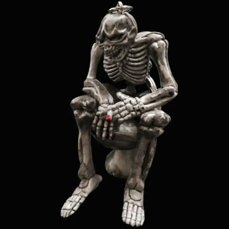 Punk Toilet Ghost Creative Keychain Personalized Skeleton Sitting on Toilet Retro Car Key Pendant Funny Gift Accessories U250723