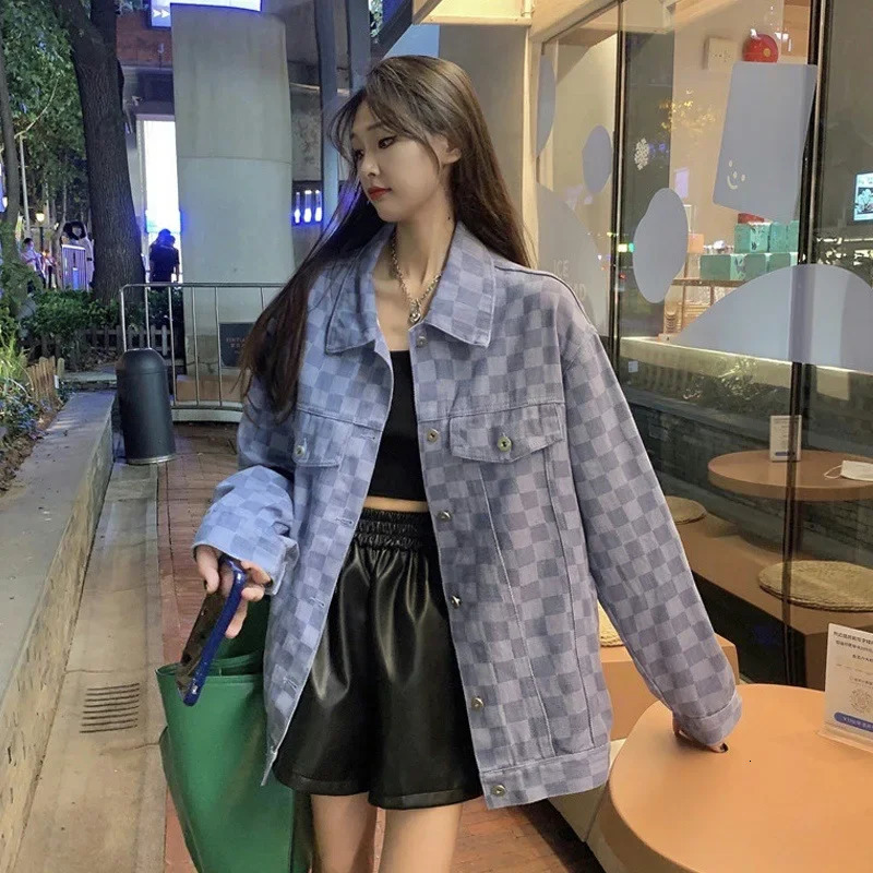 Early Spring Autumn Versatile Plaid Denim Jacket Womens Fashionable Outerwear Classic Never out of Style250723