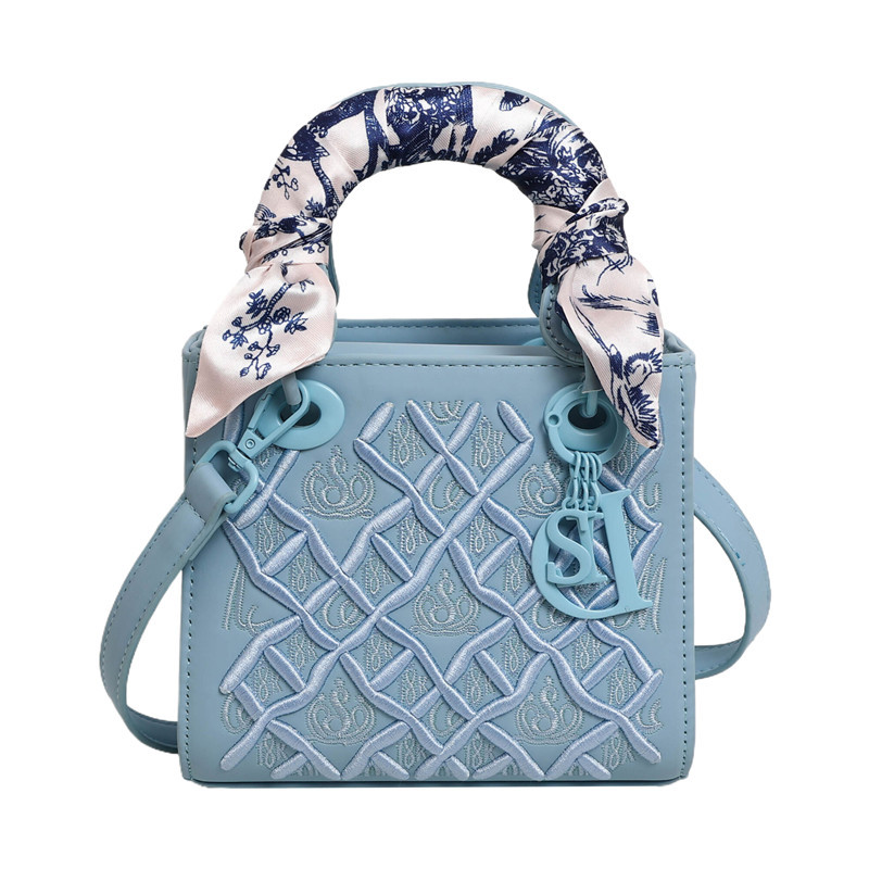 Heavy embroidery diamond-shaped princess bag, high-end crossbody bag, versatile fashion, silk scarf, single-shoulder handbag