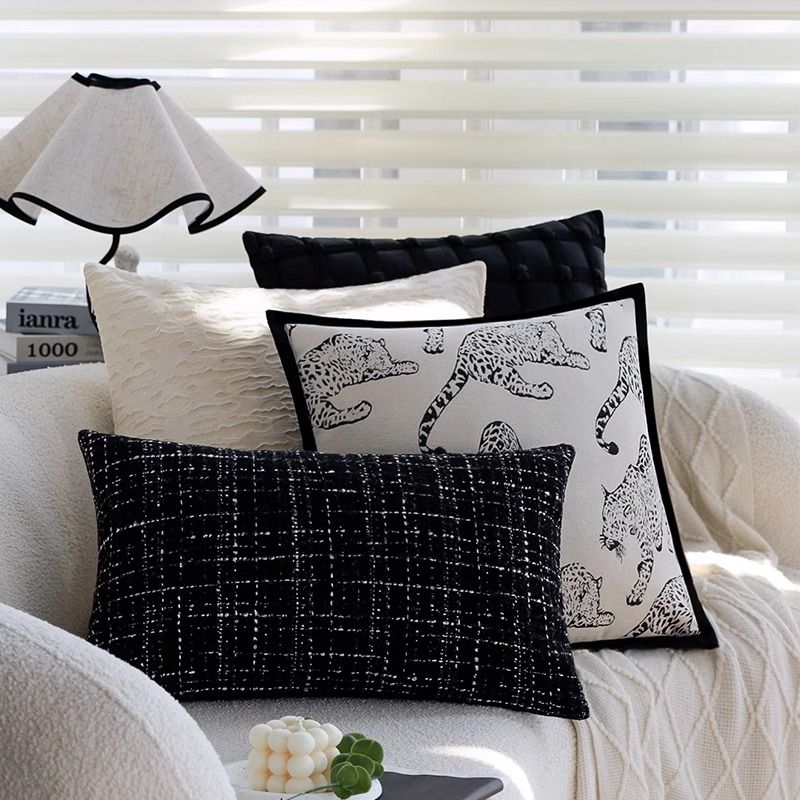 Designer French Light Luxury High-End Ins Black And White Pillowcase Living Room Modern Sofa Simple Pillow Bedside Nordic Cushion (not including Inser