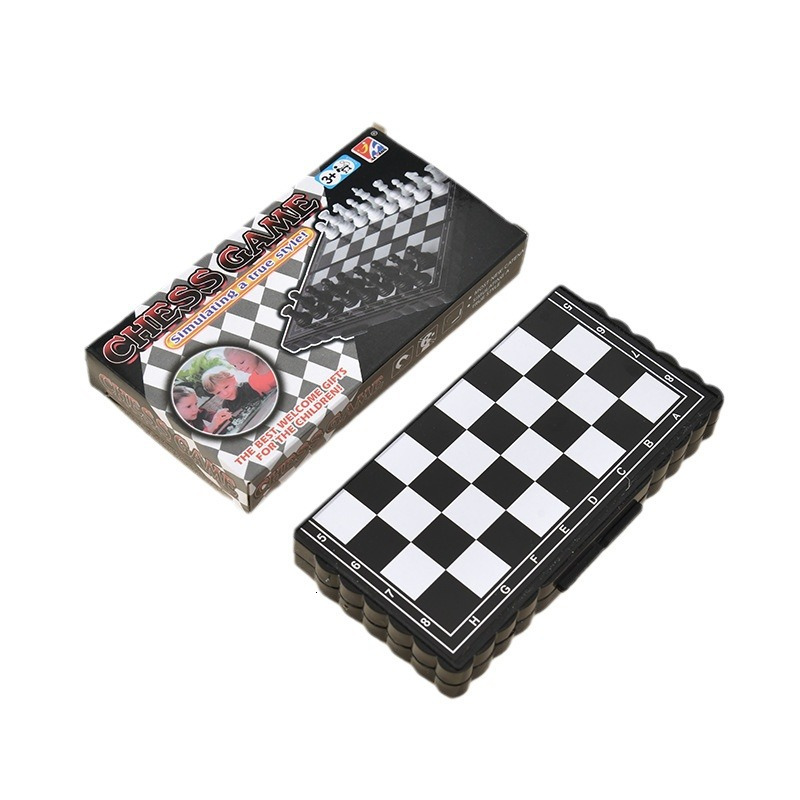 Small portable international chess folding magnetic chess travel style black and white children's puzzle board game toy