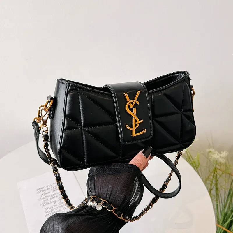 Free Shipping Chain Underarm Bag Women 2025 New Style Fashion Versatile Party Bag Letter Print Shoulder Crossbody Bag Pink Khaki001