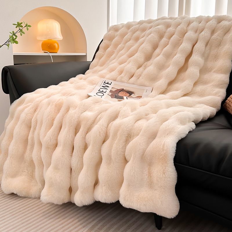 Designer Rabbit Fur Blanket Luxury Soft Fluffy Thick Blanket Flower Print Classic Letter Logo Cozy Milk Velvet Office Rest Blanket Coral Fleece Sofa B