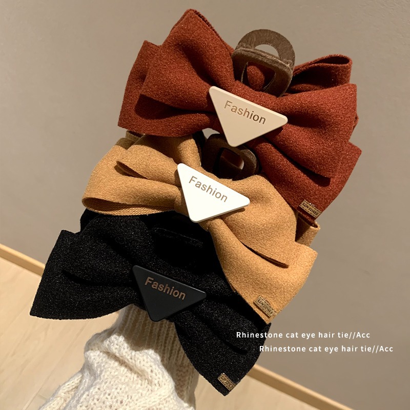 Christmas Gift Hair Clips Fabric bow Designer Women Luxurys Hairpins Fuzzy Letters Claw Clip Furry Winter Warm Hair Pin Designers Girls Hairclips Jewe