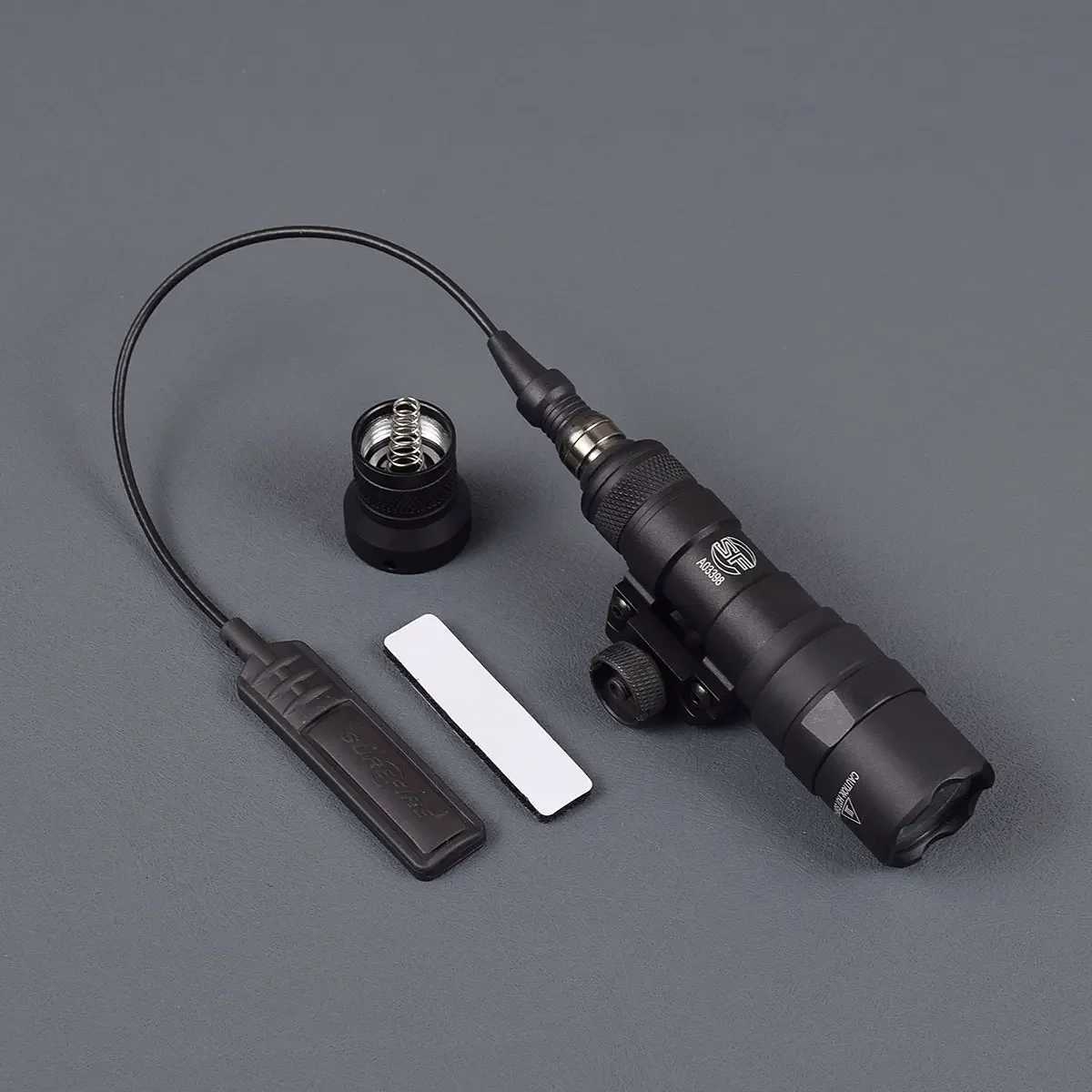 Tactical Airsoft Surefire M300 M300B M300A LED Weapon Scout Light For 20mm Rail AR15 M4 M16 Flashlight Hunting Metal Torch W250722