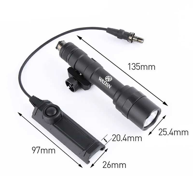 Tactical Sureifr M600 M600U Flashlight 600 lumens White Light Hot Mobutton SF Plug Fits 20MM Rail Hunting AR15 Airsoft Weapon Lamp W250722