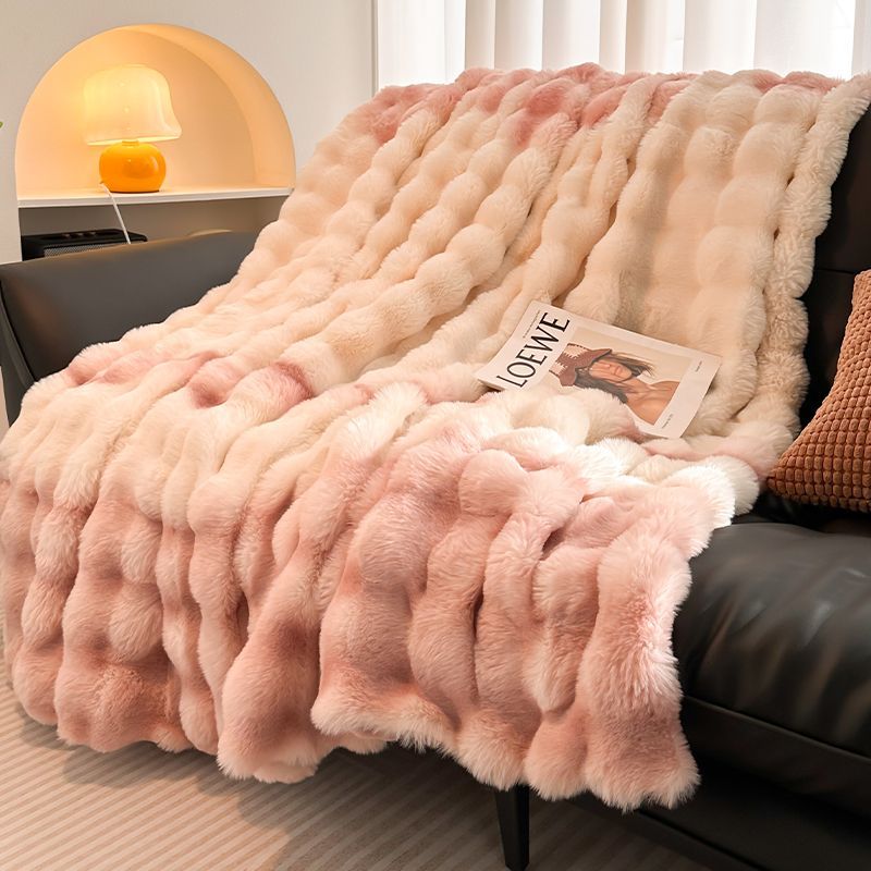 Designer Rabbit Fur Blanket Luxury Soft Fluffy Thick Blanket Flower Print Classic Letter Logo Cozy Milk Velvet Office Rest Blanket Coral Fleece Sofa B