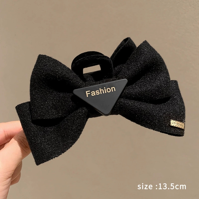 High-end Korean Style Large Triangle Claw Clip for Thick Hair Big Size Hair Clamp for Back of Head Fabric Bowknot Shark Clip Elegant Hair Accessory