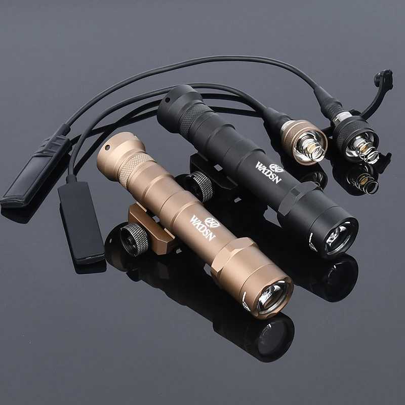 600Lumen Tactical Flashlight M600 M600B White LED Scout Light Hunting Weapon Airsoft Accessory Fits 20mm Picatinny Rail W250722