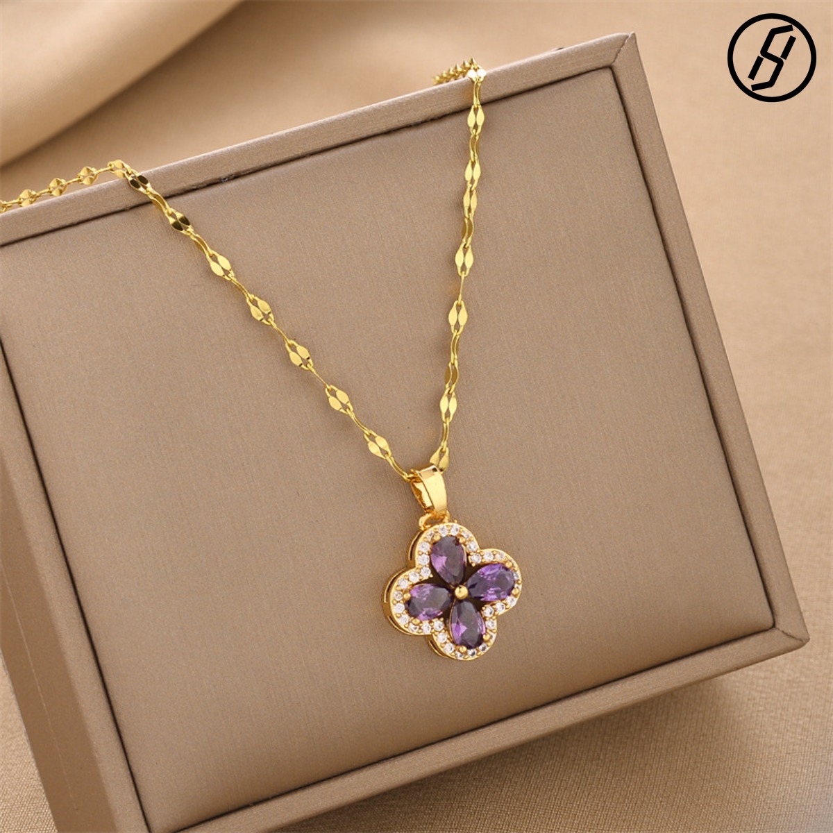 Micro-inlaid Zircon Violet Four-leaf Clover Necklace Accessories Titanium Steel for Women Light Luxury Versatile Clavicle Chain Designer Necklace