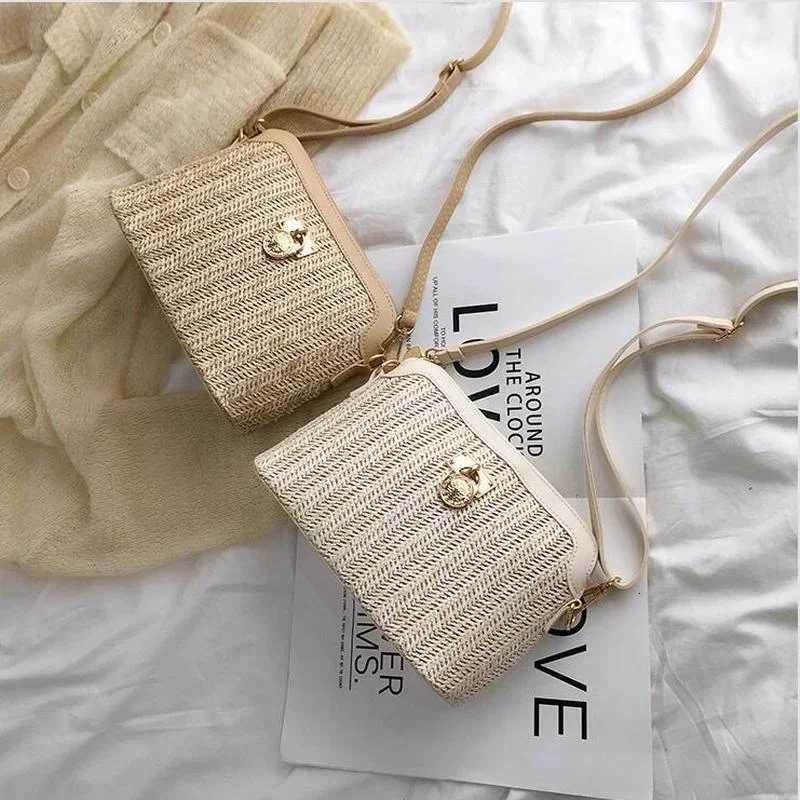 Casual Chains Straw Bucket Bags 2025 Women Summer Messenger Bag Rattan Bags Beach Lady Travel Purses and Handbags Shoulder Bag S250723