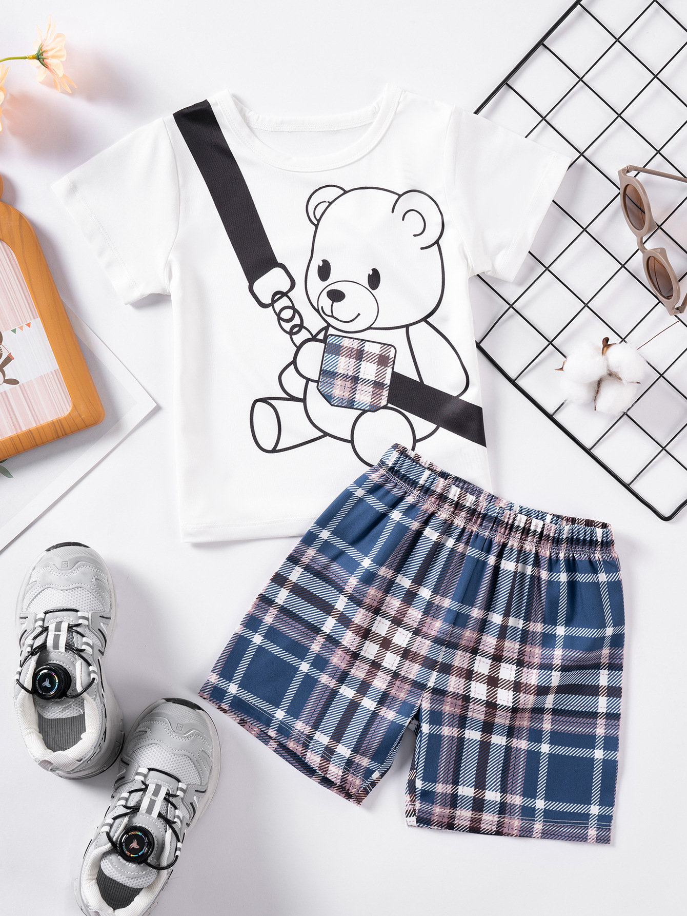Children's set cute little bear faux two-piece backpack solid color short-sleeved top plaid shorts skin-friendly comfortable and soft pure cotton
