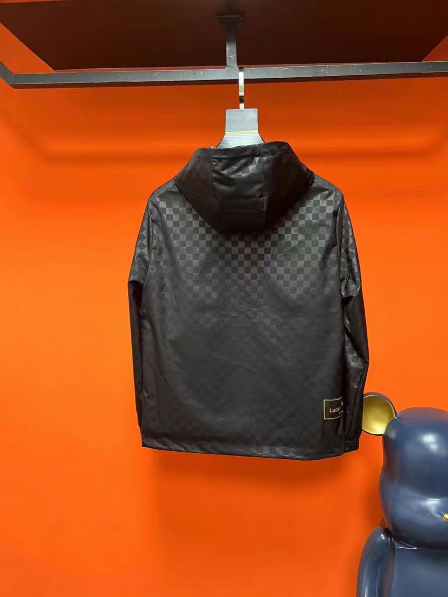 The new autumn men's light luxury European hooded jacket is fashionable trendy versatile and comfortable Jackets Plus Size L-6XL