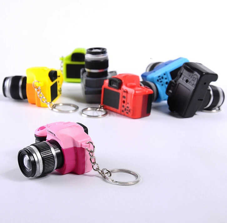 New Mini SLR Model Camera Keychain Car Key Ring LED Flashlight Colorful Key Chain Best Party Gift Jewelry M250723