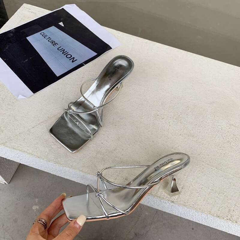 2025 Spring and Autumn New Fashionable Gold Square Open Toe Sandals for Women with Mid Outdoor Thin Heel, High Heel Slippers