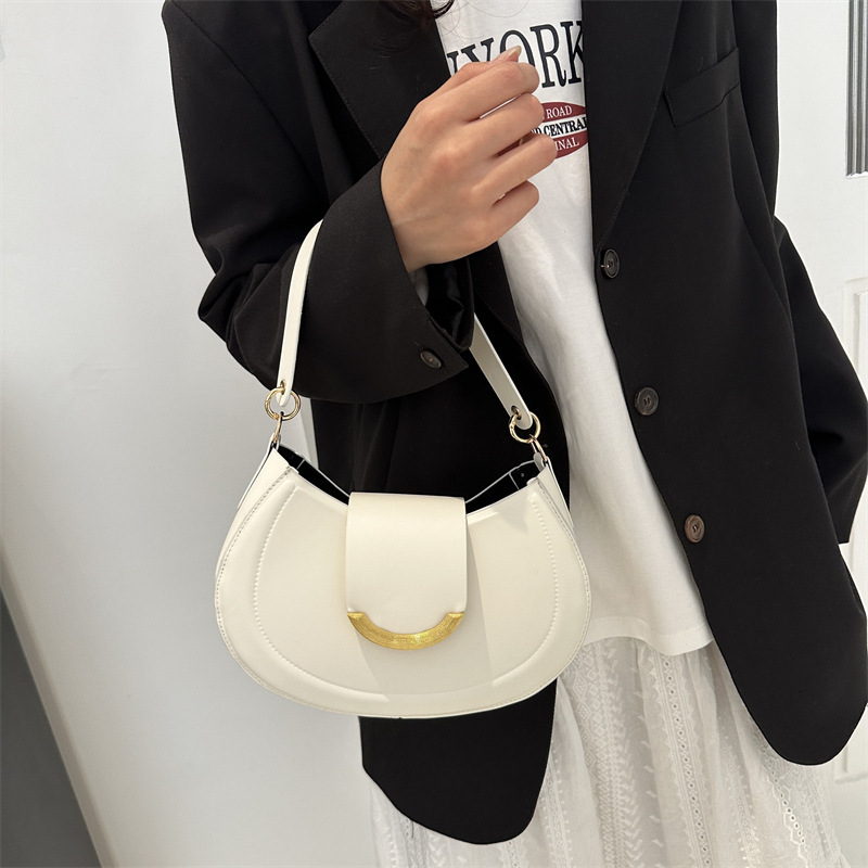 Summer new women's crossbody bag fashion new niche bag summer women's retro single shoulder armpit bag new women's single shoulder bag 