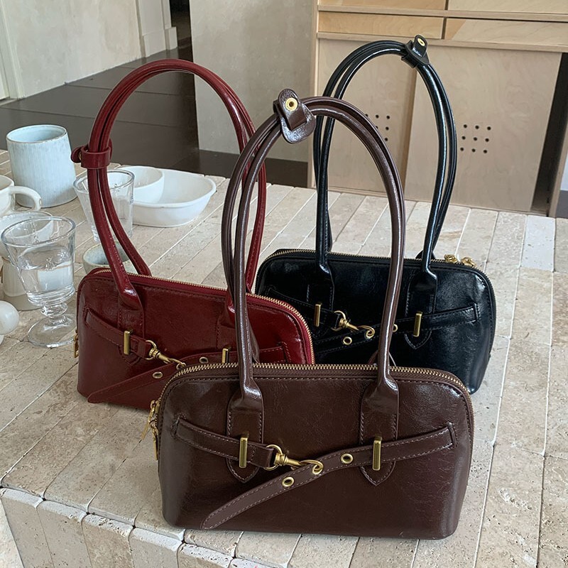 2025 Summer new women's crossbody bag handheld armpit bag new niche design women's texture bowling bag new women's shoulder bag new des