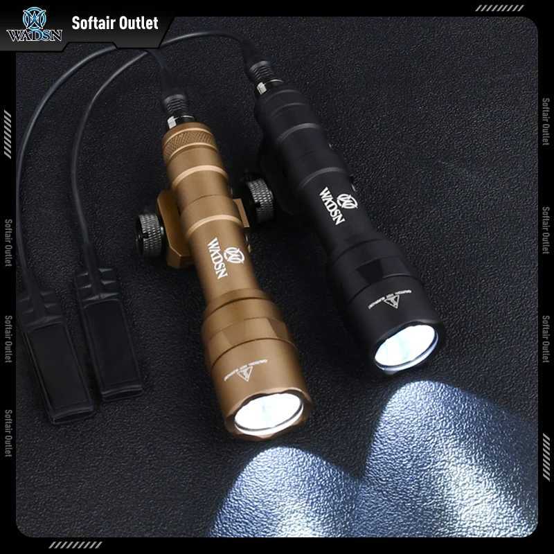 Vadsn SF M600U Airsoft Scout Lamp Weapon Flashlight Base White LED Hunting Spotlight 800Lumen Weapon Gun Lights Constant Switch W250722