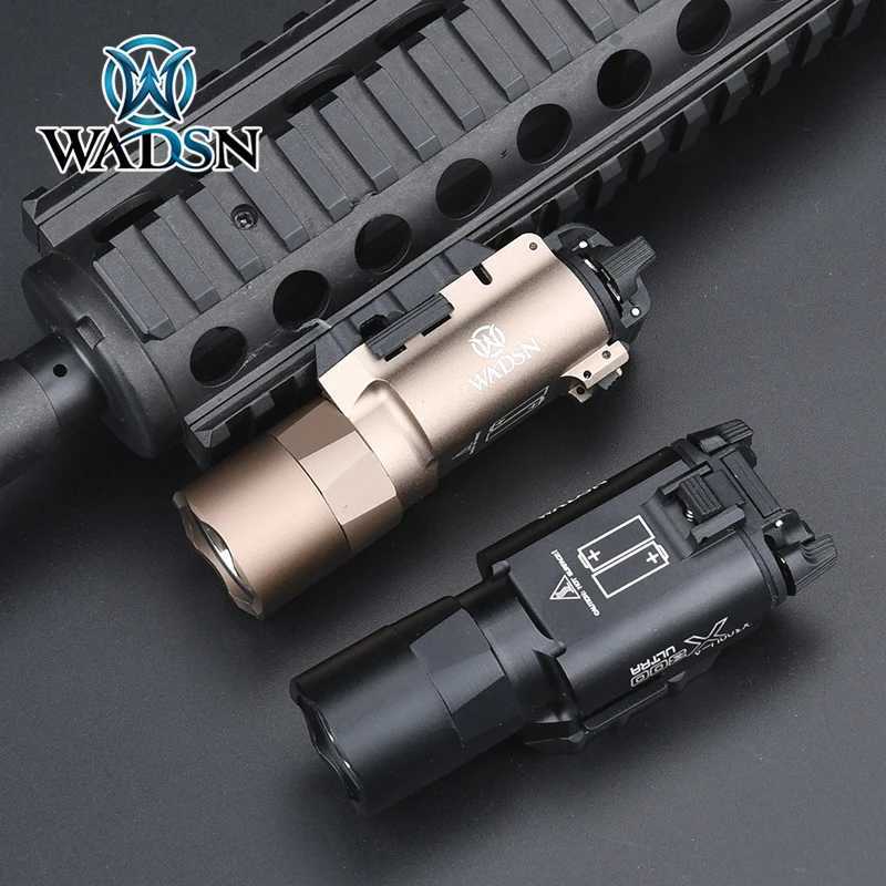 WADSN Tacitcal X300U x300 Ultra Surefire Flashlight Light For Picatinny Rail AR15 M4 HK416 Airsoft Accessories Weapon Gun W250722