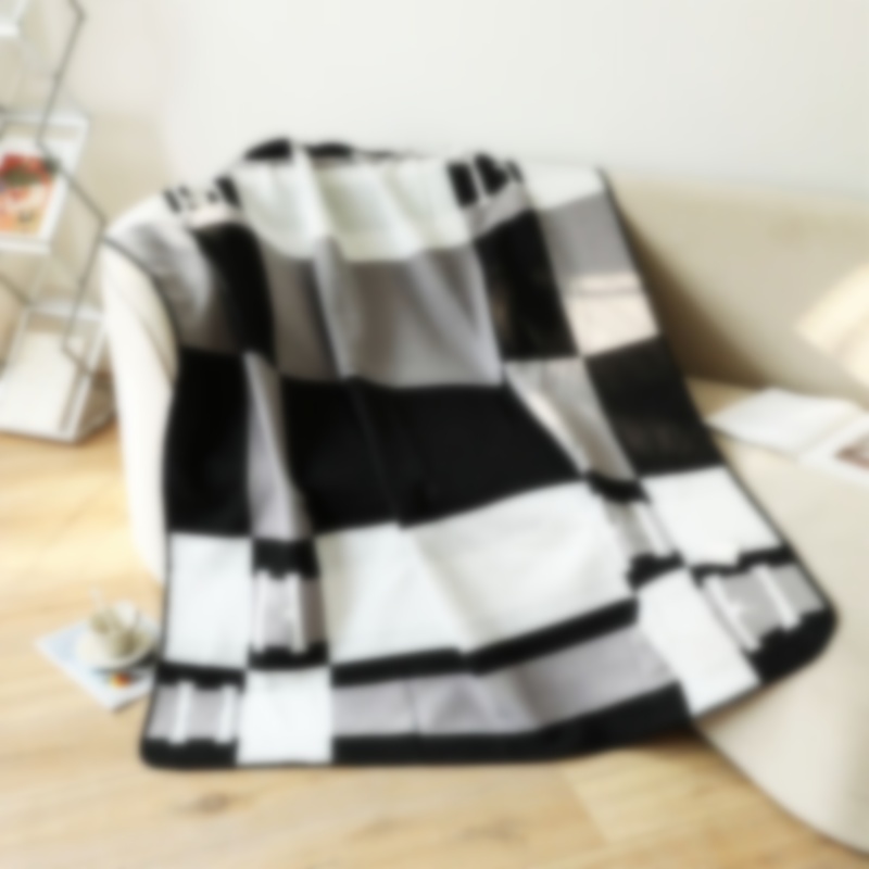 Designer blankets airplane blankets home cashmere and wool blankets single-letter H blankets for sofas air-conditioning blankets for
