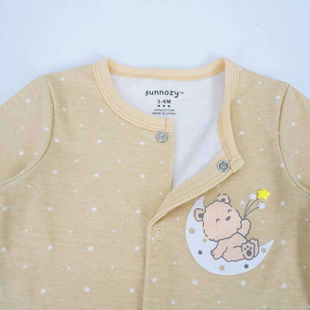 Clothing Sets Newborn Baby Fashion Set - Two Stylish Onesies with Bear Prints and Matching Hat