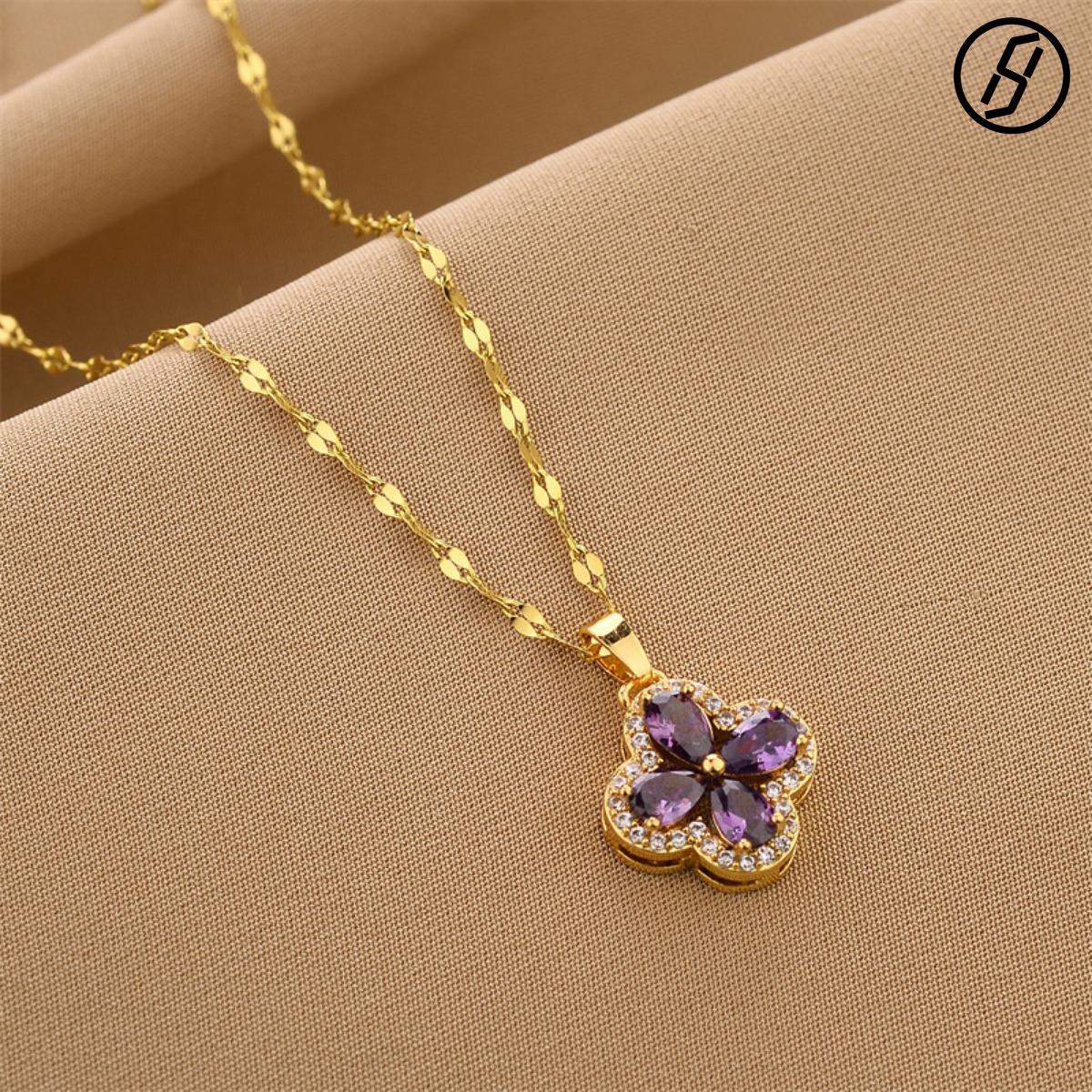 Micro-inlaid Zircon Violet Four-leaf Clover Necklace Accessories Titanium Steel for Women Light Luxury Versatile Clavicle Chain Designer Necklace