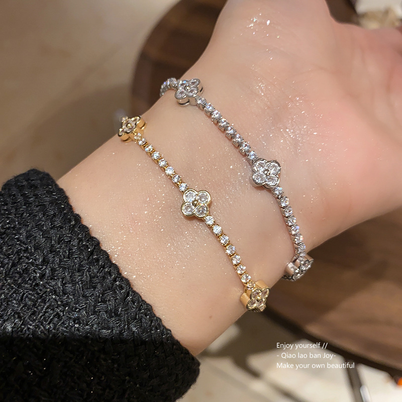 Gold - Tone Clover - Linked Bracelet With Rhinestone Accents, Chic Daily Jewelry, High - Quality Sparkling Gift For Her