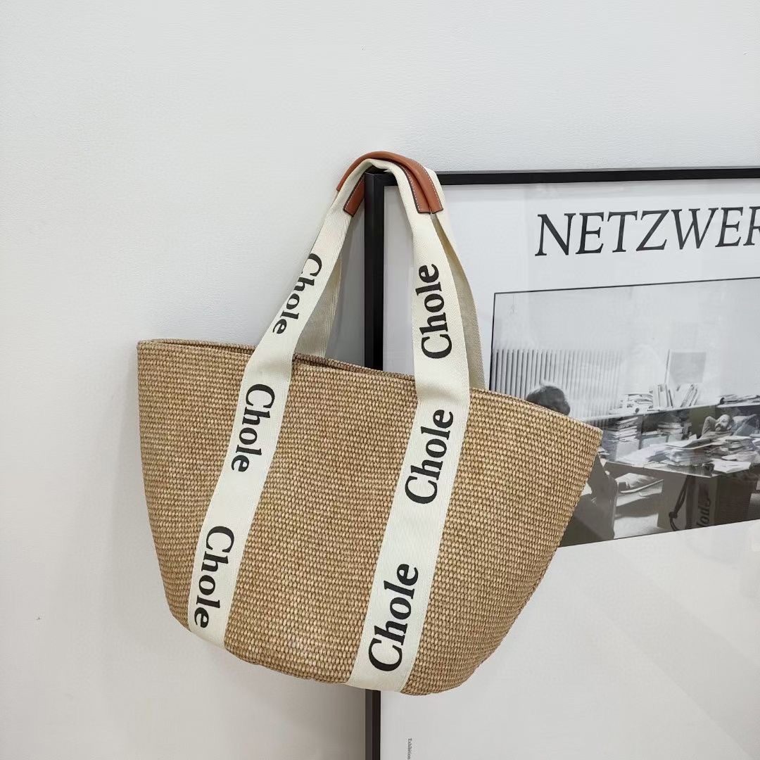 designer woven bags straw summer vegetable basket bags beach vacation women's new fashionable and Instagram popular styles