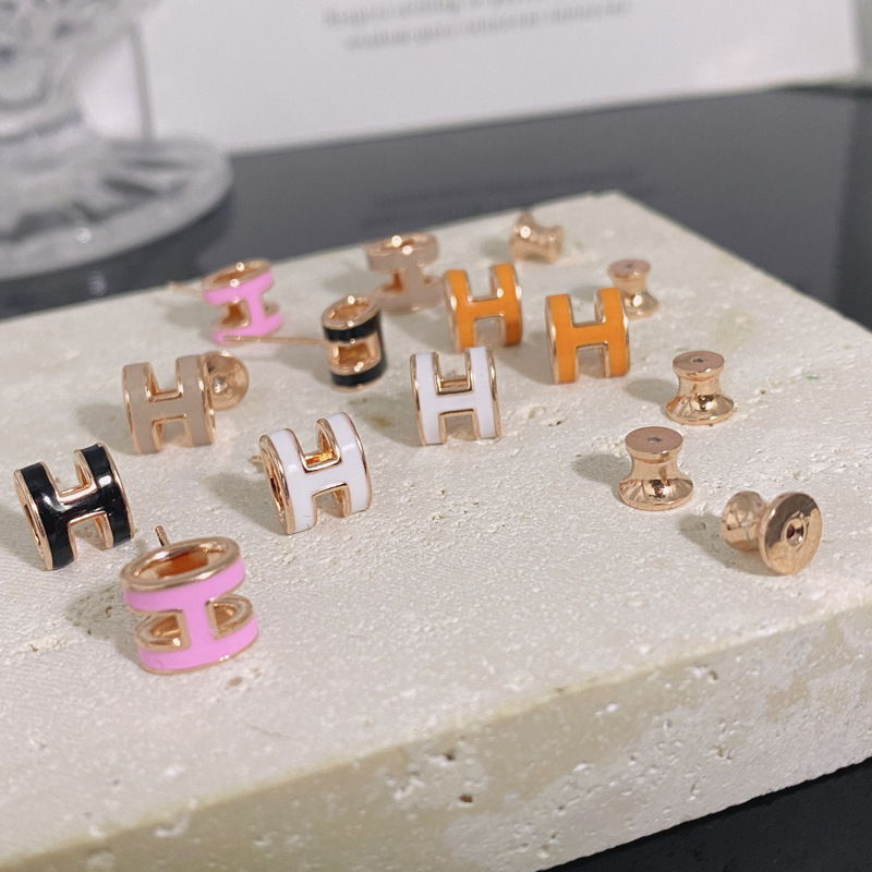 H Gold Hoop Designer Earrings For Women Layered Personality Jewellery Luxury Stud Girls For Party