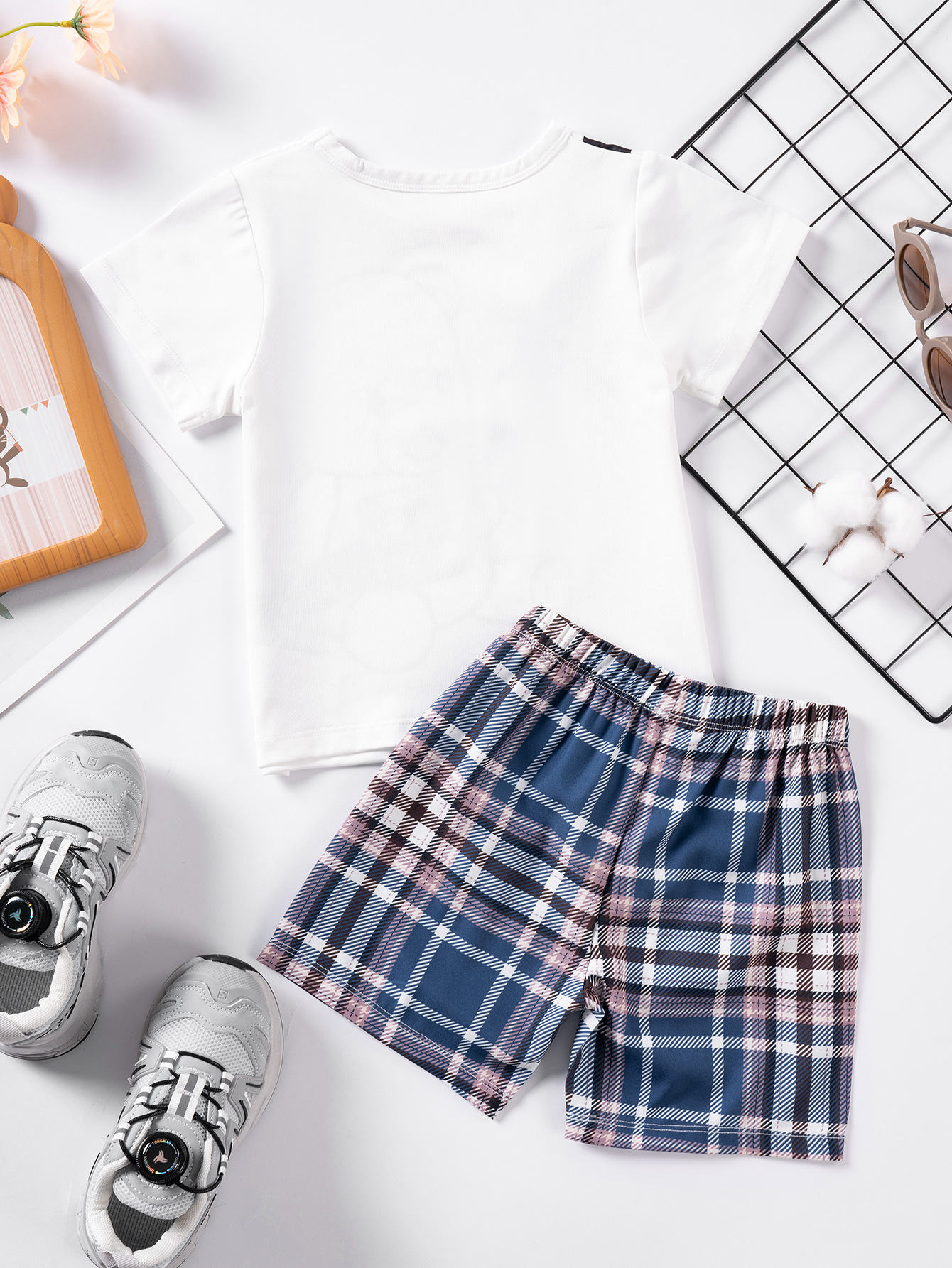 Children's set cute little bear faux two-piece backpack solid color short-sleeved top plaid shorts skin-friendly comfortable and soft pure cotton