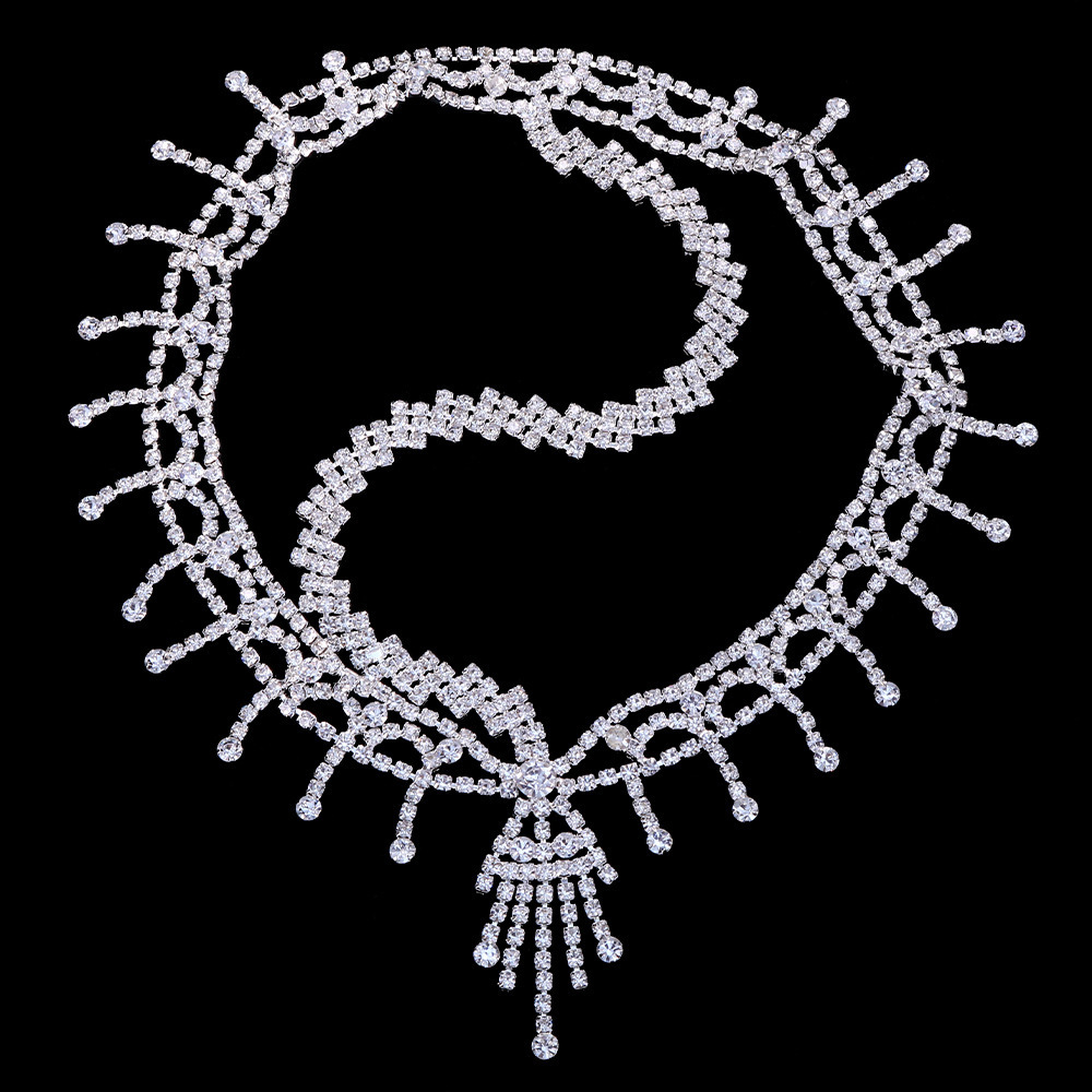 Rhombus Tassel Headpiece Hollow Out Pendant VVS Moissanite Studded Forehead Chain Bridal Hair Accessory Headdress
