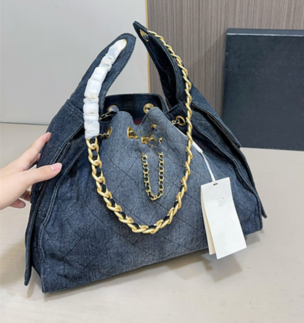 The denim bag is fashionable and practical, making it an excellent companion for shopping, studying, or working.
