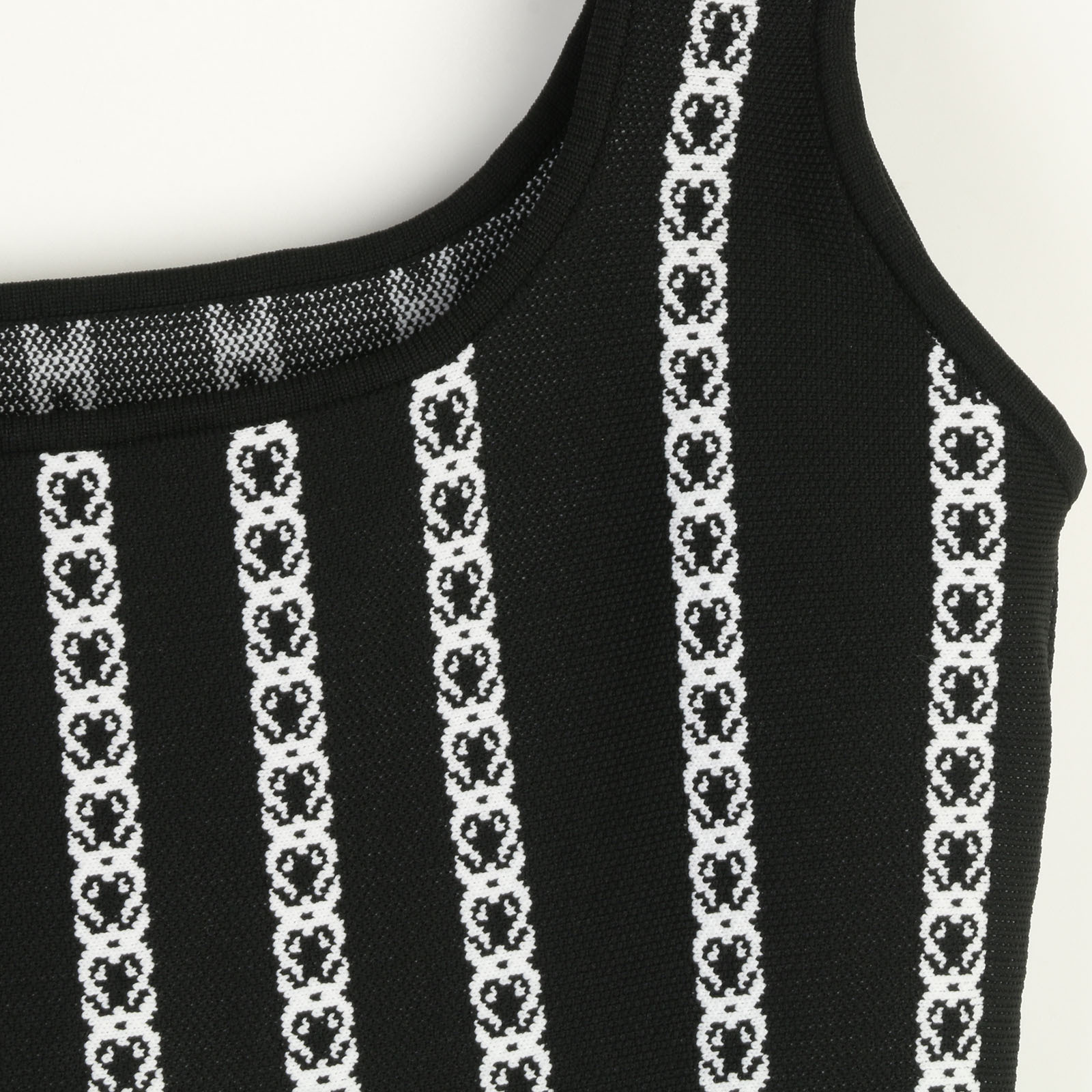 Sleeveless Summer Dress - Fashionable Crew Neck Empire Waist Design for Women C260312