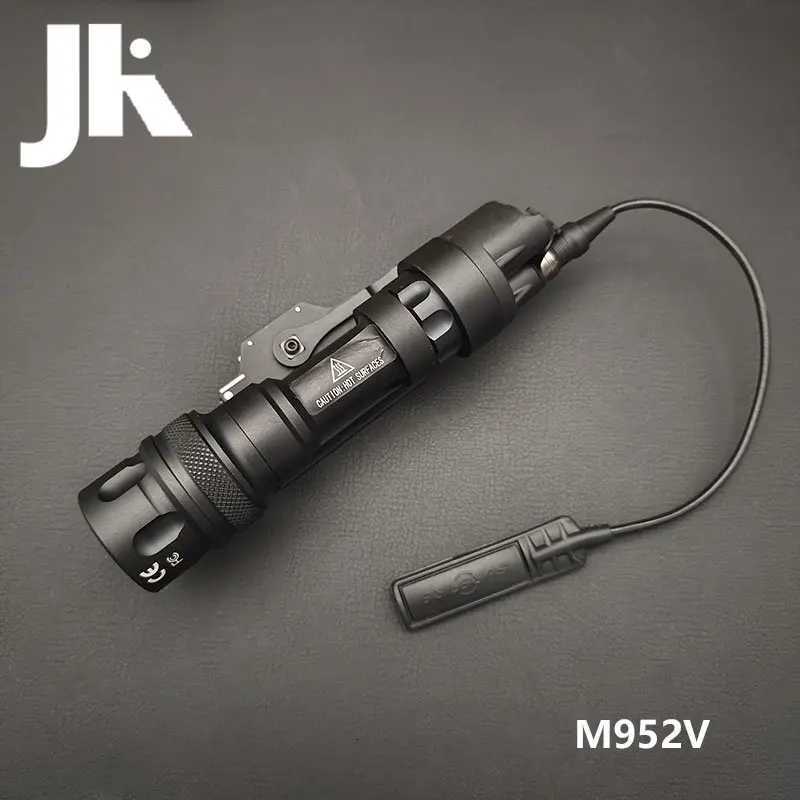 Tactical M952V LED Light Scout Flashlight Weapon Lights With M93 QD Mount Waterproof For Rifle Constant Momentary Strobe Output W250722