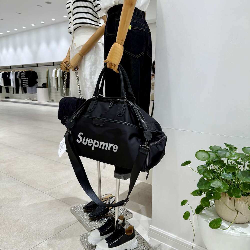 Large Capacity Travel Duffel Bag | Durable NylonMulti Pocket Design | Ideal for Gym Weekend Trips | Stylish SuepmreSports Bag