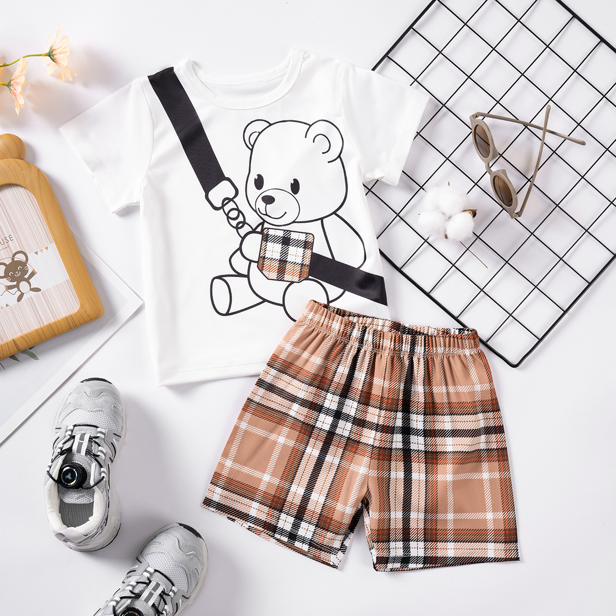 Children's set cute little bear faux two-piece backpack solid color short-sleeved top plaid shorts skin-friendly comfortable and soft pure cotton
