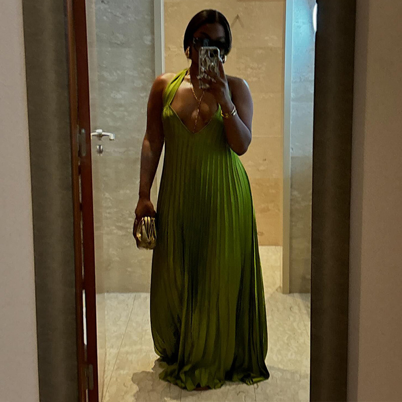 Womens clothing 2024 autumn new sweet and fresh hanging neck V-neck exposed back pressure pleated oversized swing dress