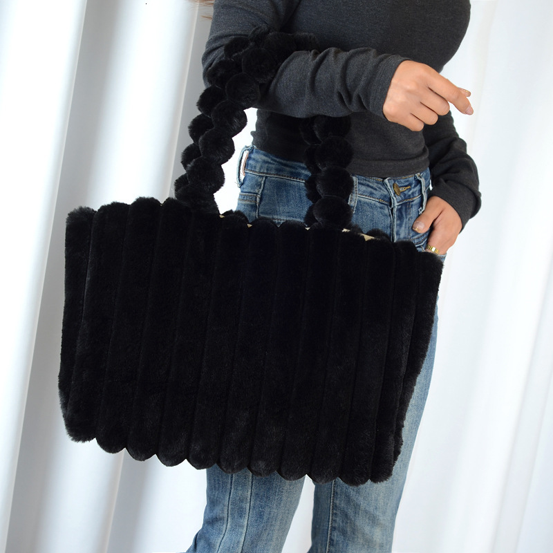 Plush Bag for Women 2025 Autumn Winter New Fashion Single Shoulder Underarm Bag Large Capacity Handheld Tote Bag Fluffy Bag