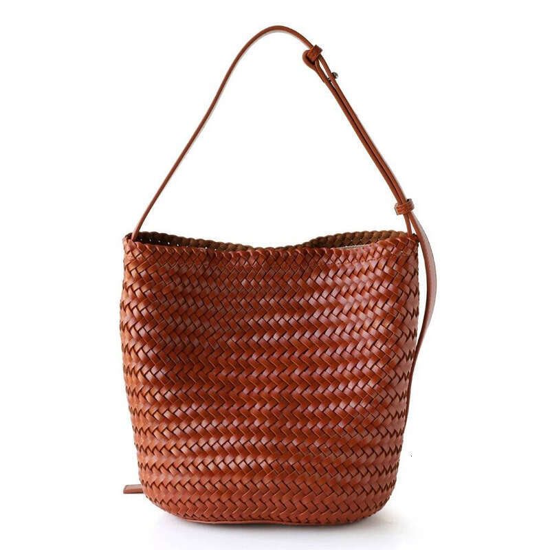2025 Woven Women Designer Bags Niche Casual Bucket Bag Handmade French Retro PU Material Shulder Handbag