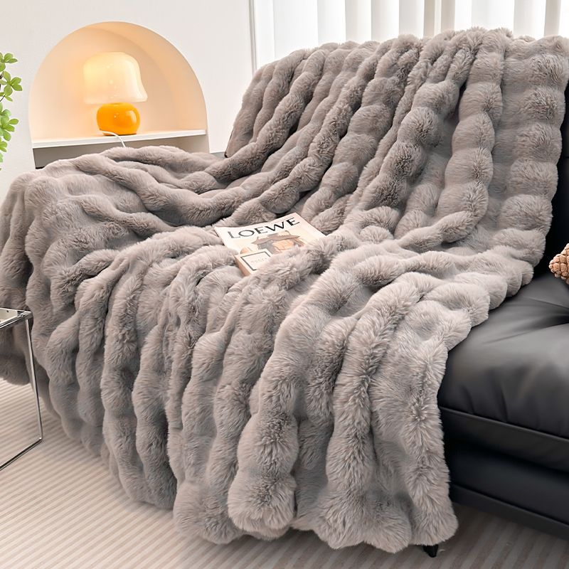 Designer Rabbit Fur Blanket Luxury Soft Fluffy Thick Blanket Flower Print Classic Letter Logo Cozy Milk Velvet Office Rest Blanket Coral Fleece Sofa B
