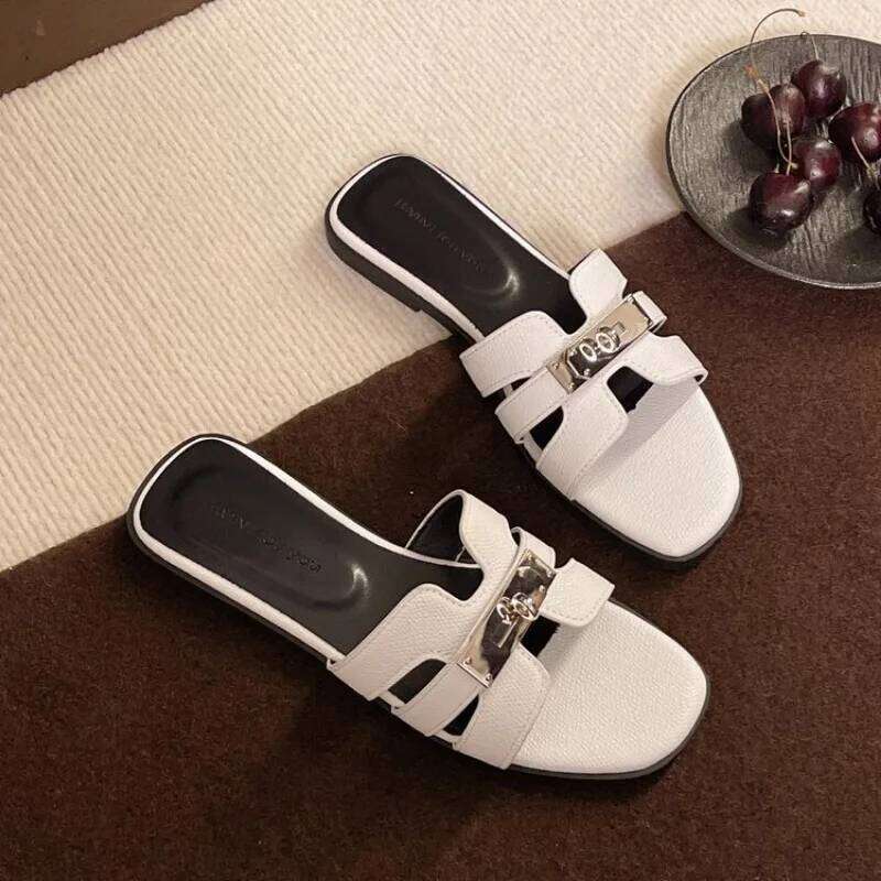 Women's Flat Shoes Barefoot Outside Woman Pu Cross Belt Slippers Women Metal Decoration Sandals 2025 Summer Ladies Fashion Shoe