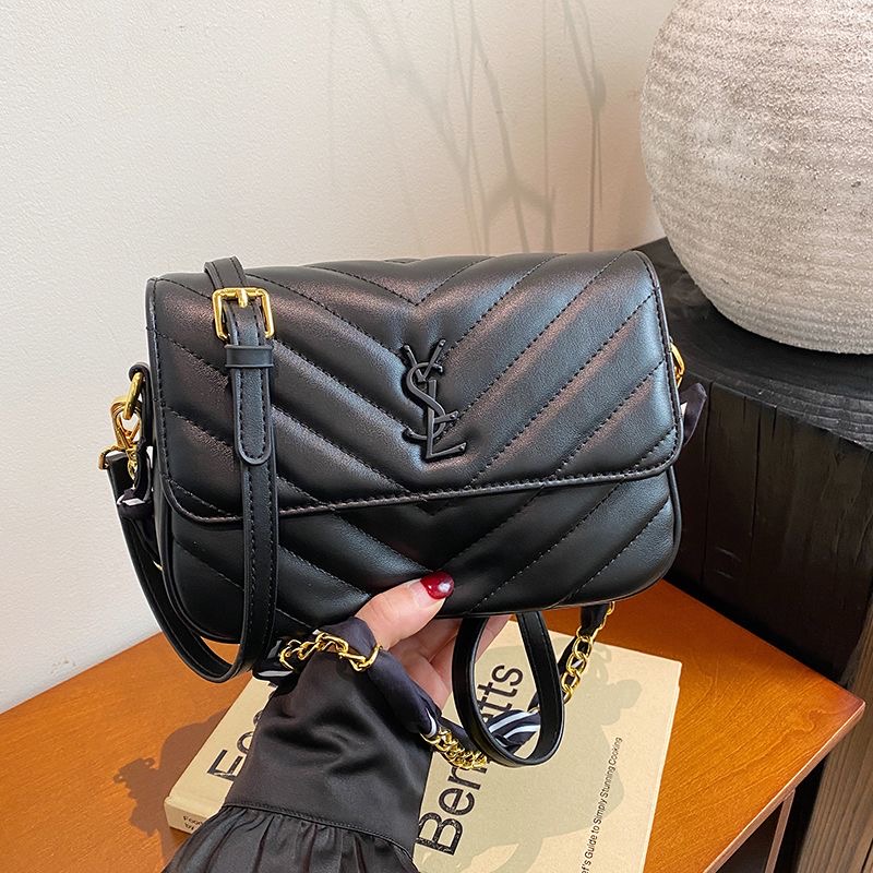 Free Shipping Chain Underarm Bag Women 2025 New Style Fashion Versatile Party Bag Letter Print Shoulder Crossbody Bag Pink Khaki001