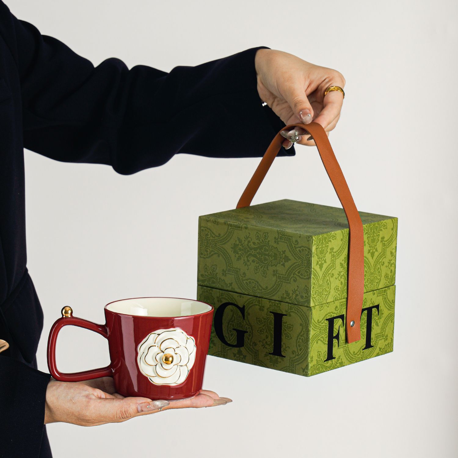 Designer Coffee Cups Luxury Camellia Bone China Mugs Elegant Coffee Cups Ceramic Tea Cups Tea Coffee Mugs With Gift Box Birthday Gifts For Women Mothe