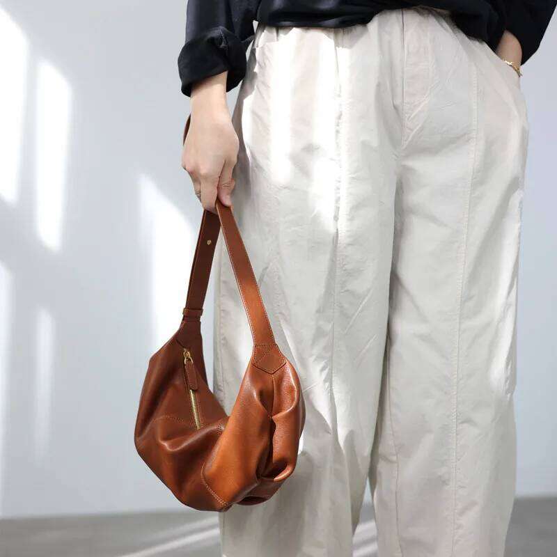 Luxury designer niche fashion messenger women soft cowhide shoulder bag practical and portable